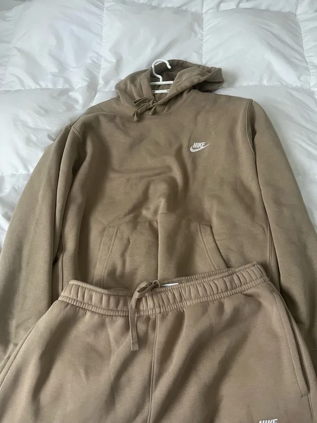 Nike hoodie