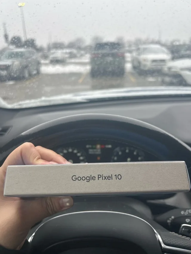 A gift for Christmas-Brand new sealed Google pixel 10 image indicator(3)