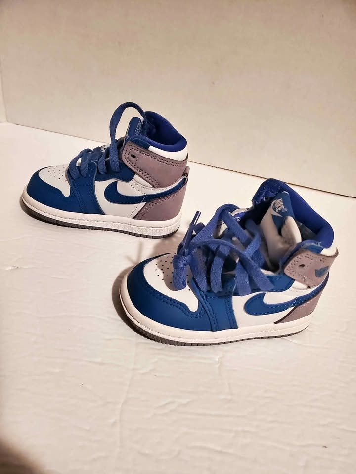 Jordan 1 Nike 4c baby shoes new no box