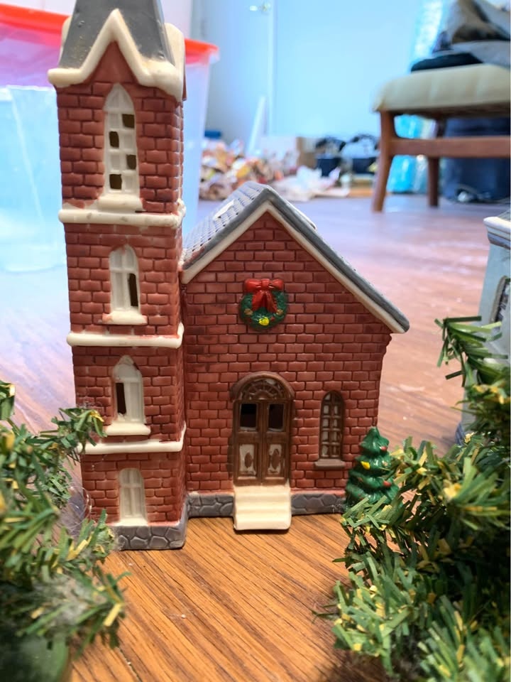 Vintage Porcelain Christmas Village - photo 3
