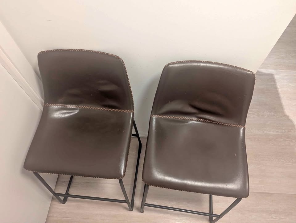 Bar chairs