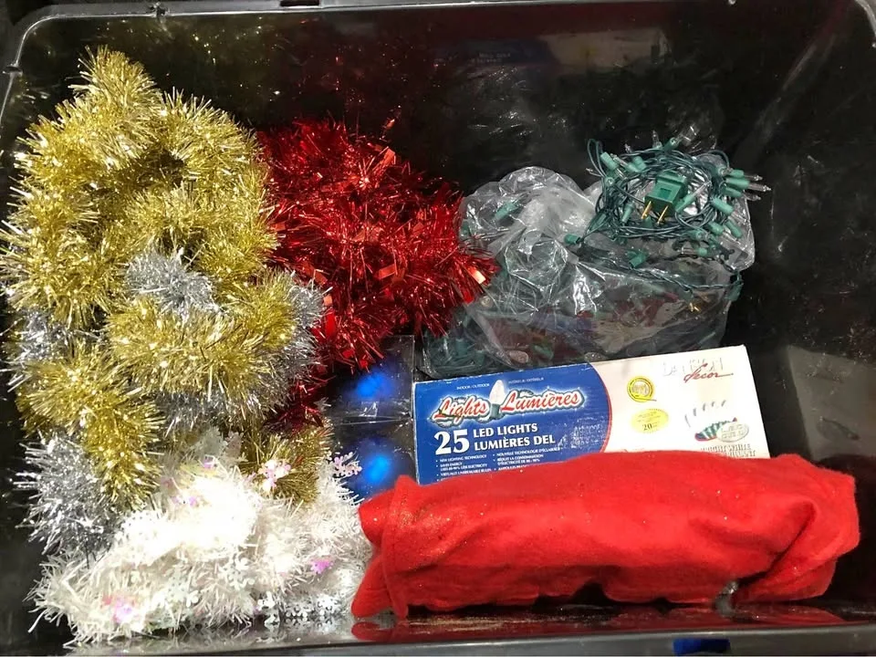 Large tote FULL of Christmas decorations!