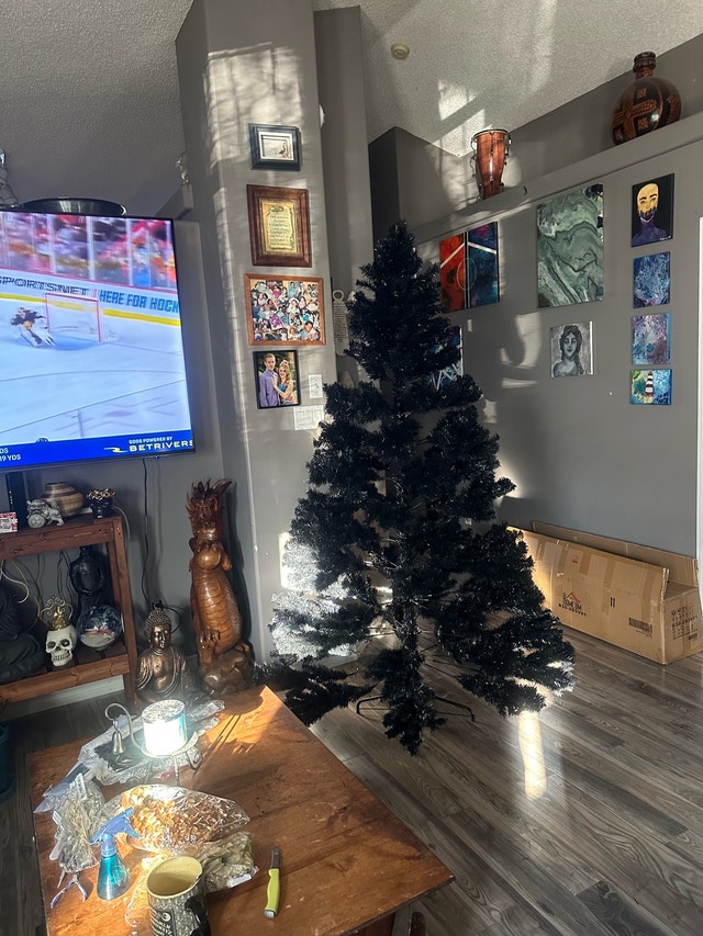 Black Christmas Tree - photo 5