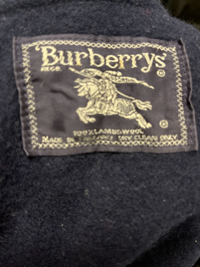 Burberry wool cape - photo 3