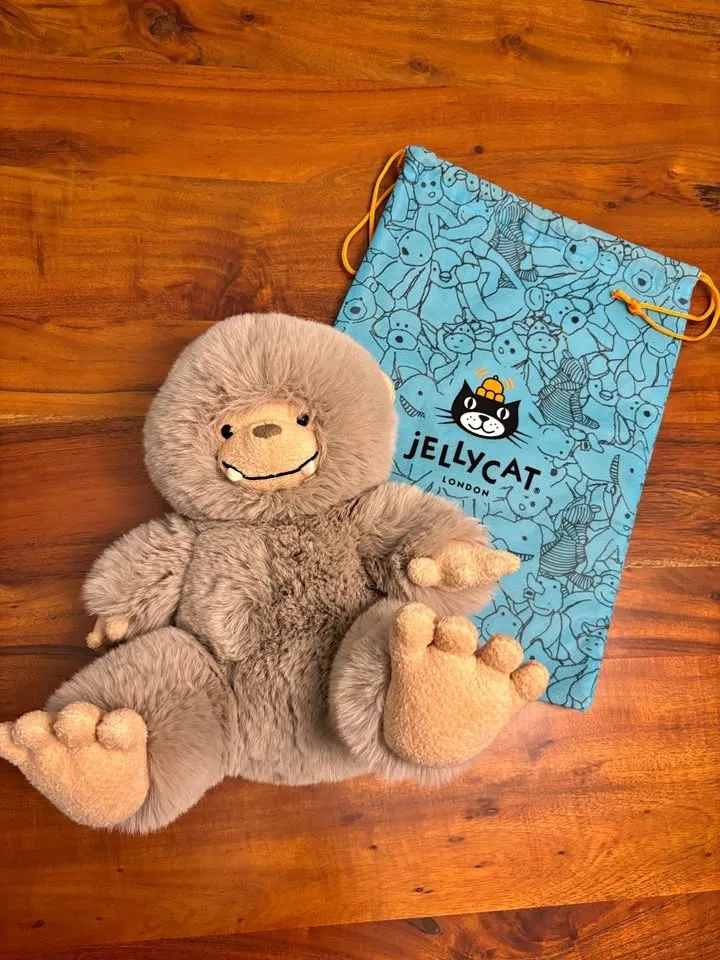 JELLYCAT *Retired* Bigfoot