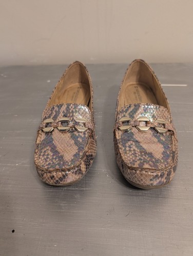 Naturalizer Gala Snake Loafers Gold Chain Size 8M - photo 5