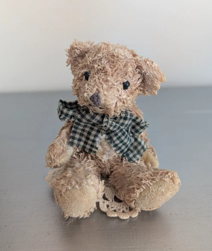 Debbie St. Jean Teddy Bear – "Between Best Friends"