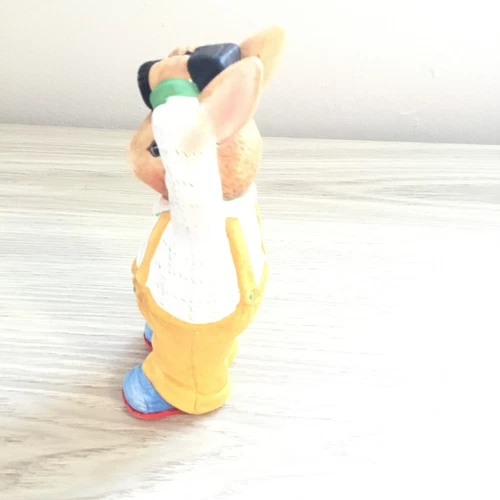 Vintage Bunny Figurine Holding Camera - photo 4