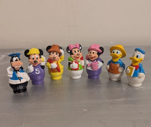 Vintage Set 7 Arco Walt Disney Finger Puppets