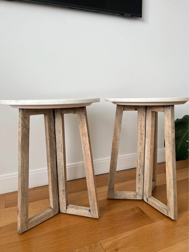 marble top side table - photo 2