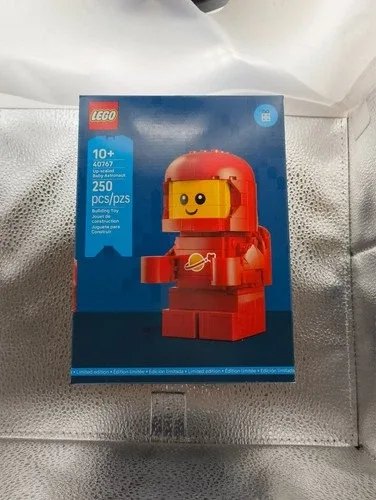 LEGO Baby Astronaut 40767 Limited Edition New In Box image indicator(8)