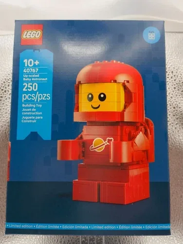 LEGO Baby Astronaut 40767 Limited Edition New In Box image indicator(10)