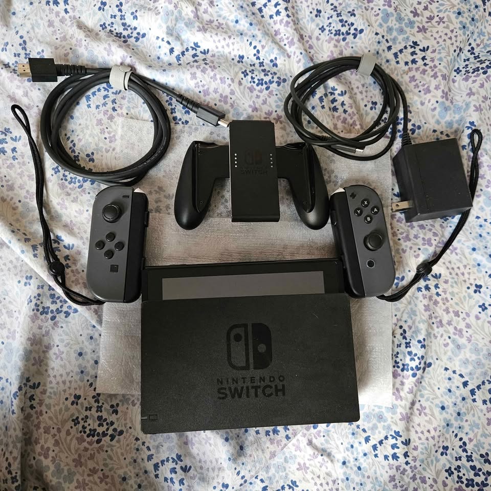 New Nintendo Switch Bundle - photo 2