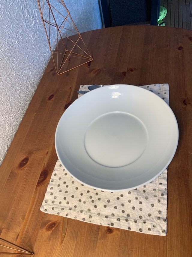 Accent Plates: Restaurant Quality Deep Plates (12)x multiple set - photo 3