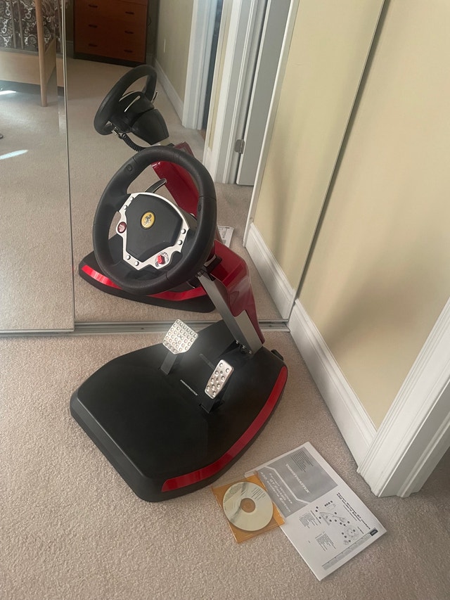 Thrustmaster F430 wireless steering wheel