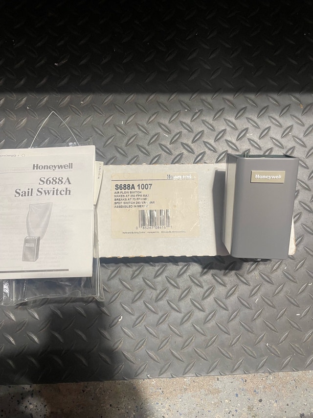 Honeywell S688A 1007 sail switch