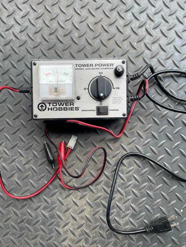 Tower Hobbies Charger image indicator(2)