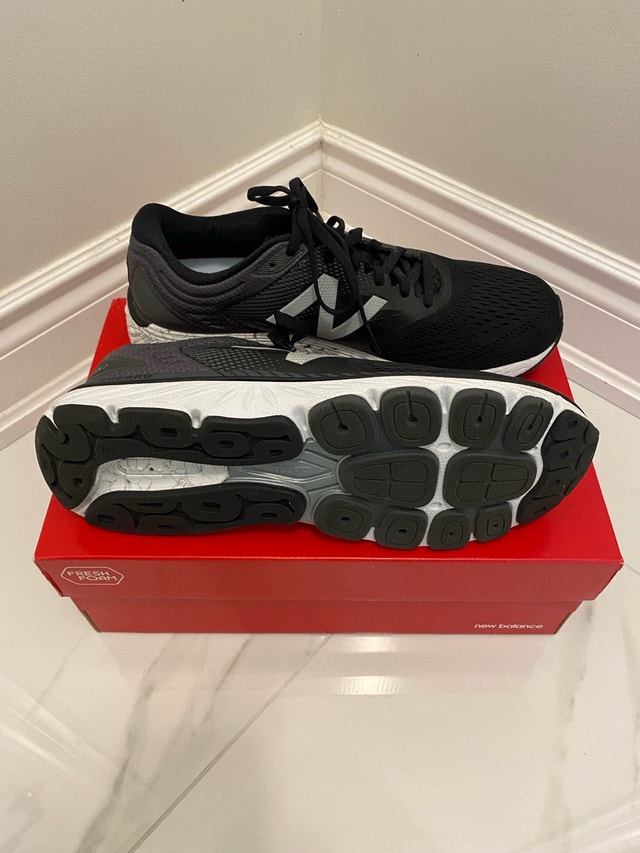 New Balance 940 new in box - men’s 10.5