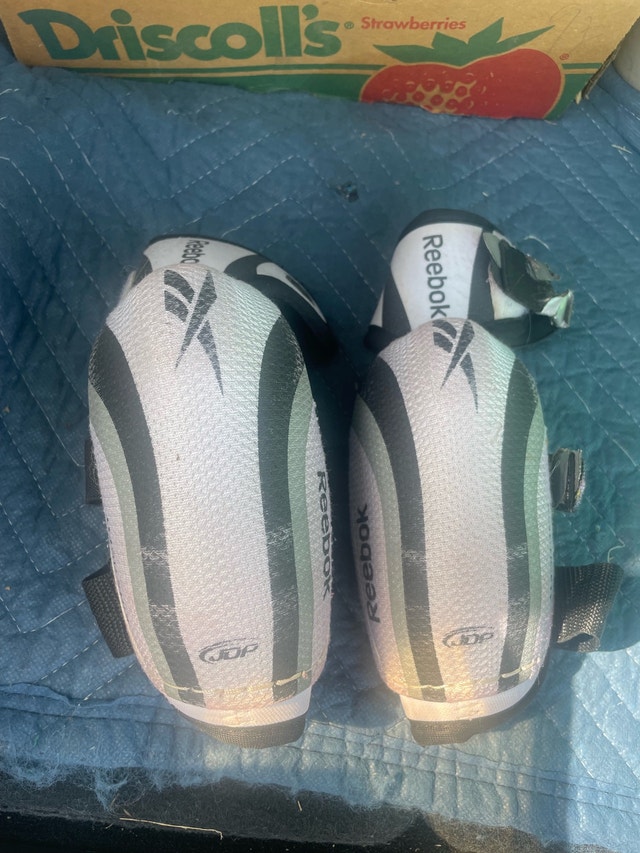 Reebok Hockey Elbow Pads