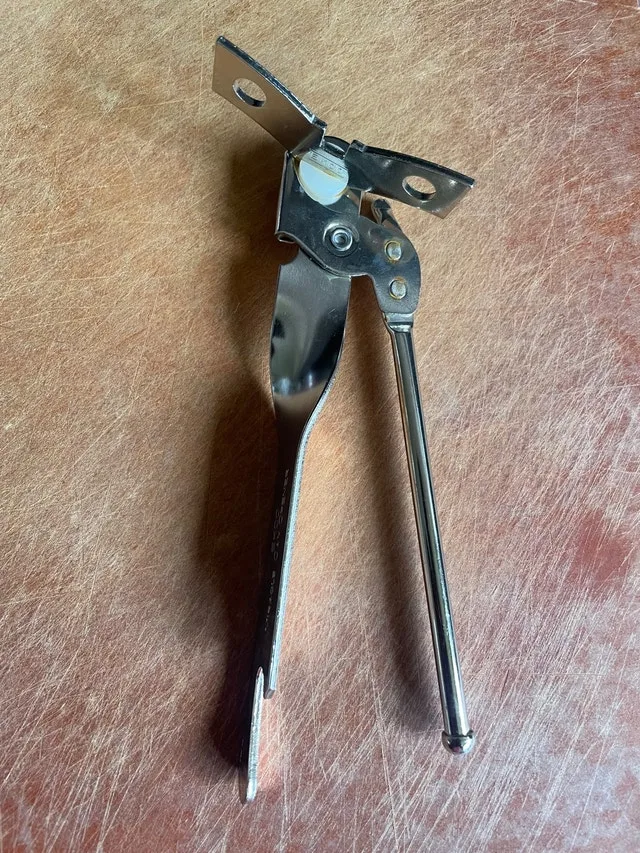 Ekco vintage ‘Miracle can opener’