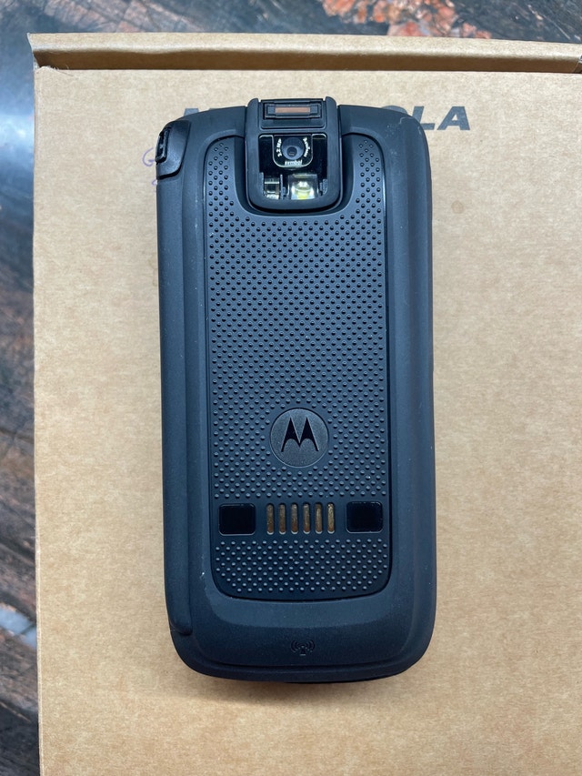 New Motorola ES400 cell mobile phone - photo 3