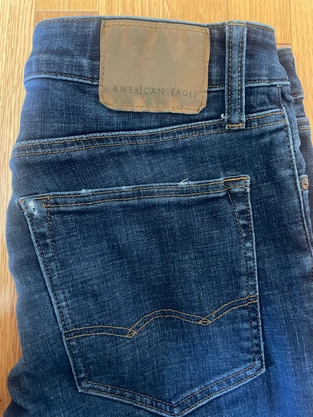 American Eagle Jeans 32” x 34” stretch denim image indicator(2)