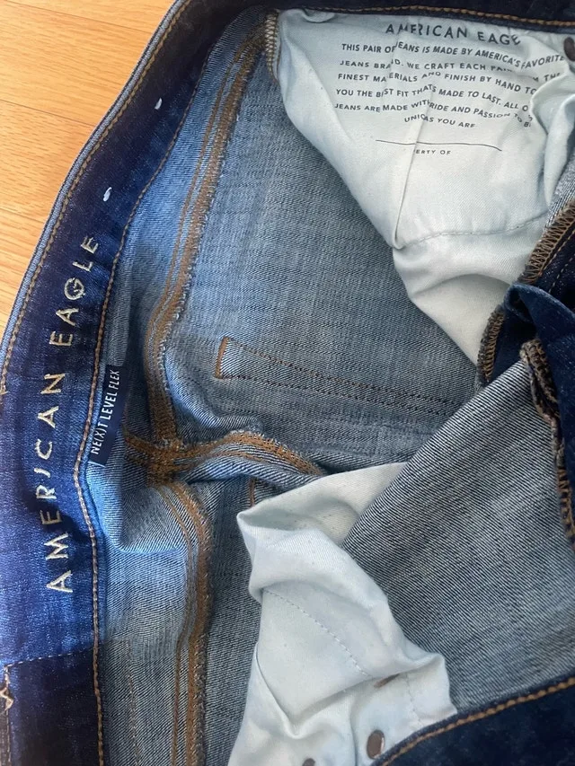 American Eagle Jeans 32” x 34” stretch denim image indicator(3)
