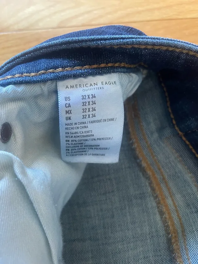 American Eagle Jeans 32” x 34” stretch denim image indicator(4)