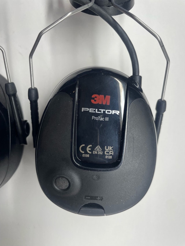 3M Peltor Protac III headset hearing protection hard hat design - photo 3
