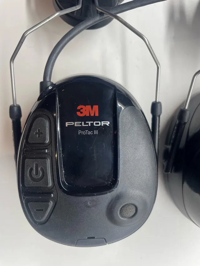 3M Peltor Protac III headset hearing protection hard hat design image indicator(4)