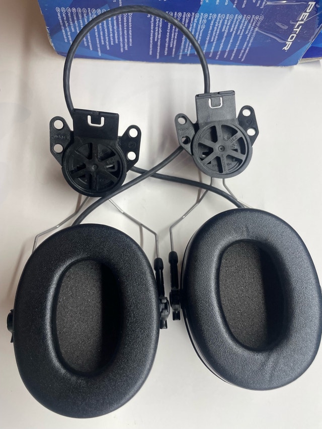 3M Peltor Protac III headset hearing protection hard hat design - photo 5