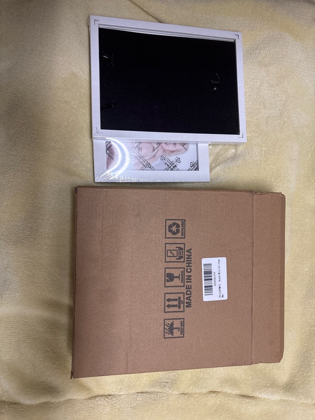 5*7 Photo Frame White Border - photo 3