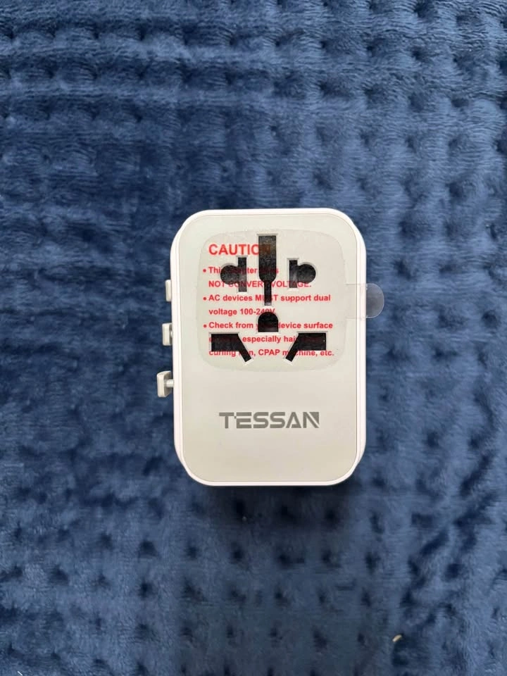 Tessan international Charger