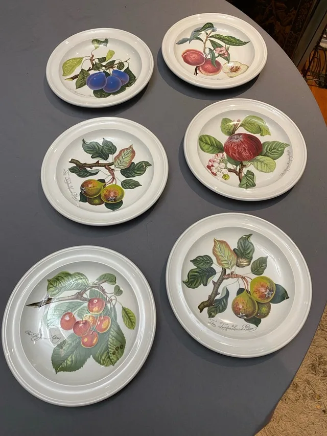 6 x vintage Portmeirion Pamona side plates