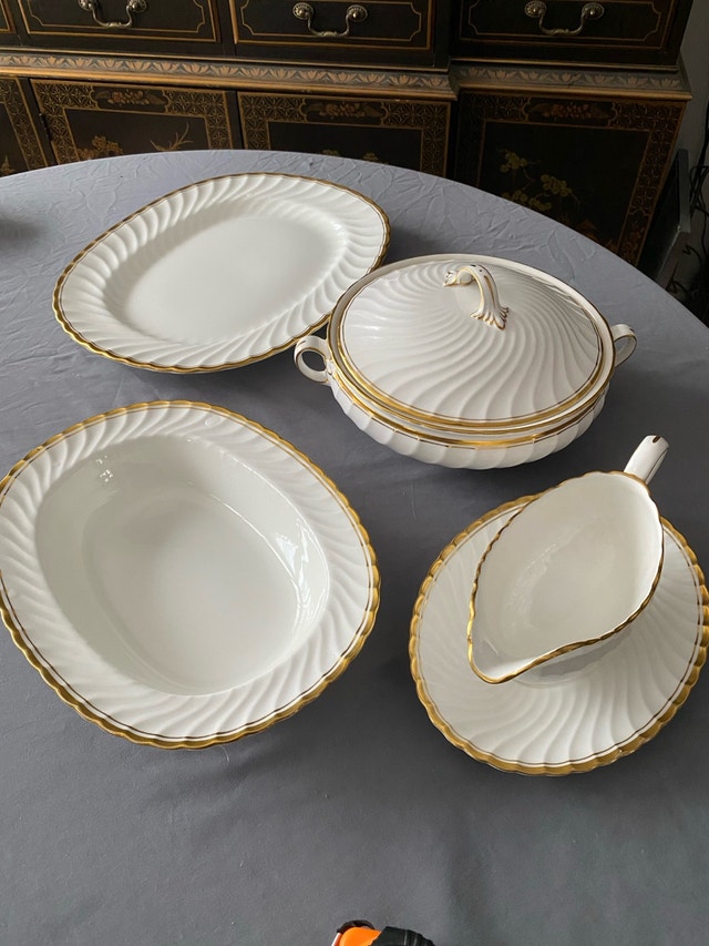Vintage Aynsley Bone China Dinnerware Collection