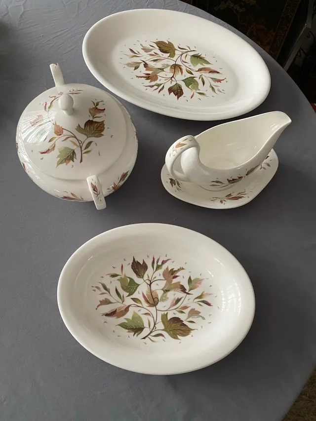 MidCentury Wedgewood Wakefield Collection