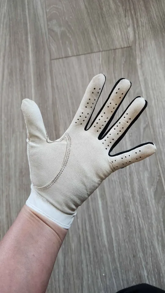Nike let hand golf glove image indicator(4)