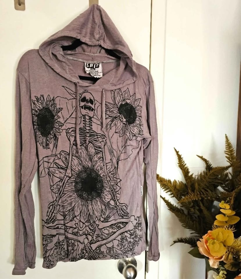 Skeleton sunflower yoga Sure Design hooded shirt Small - photo 3