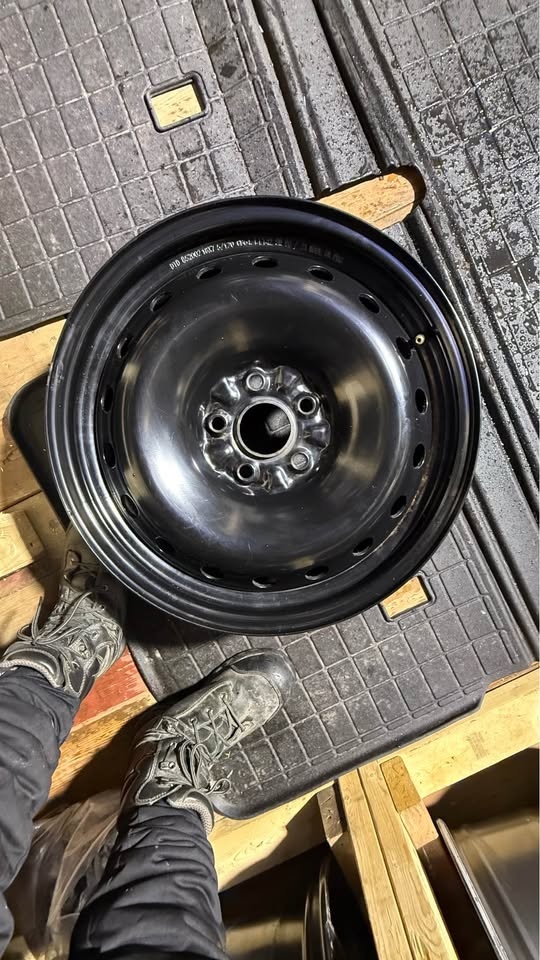 18 inch steel Honda Odyssey  rims - photo 5