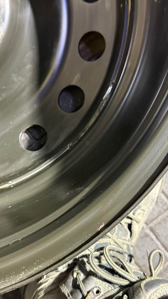 18 inch original Nissan rouge steel rims from factory ￼ - photo 5