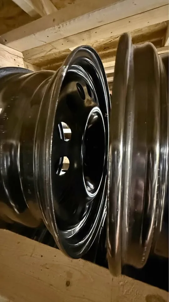 17 inch original Hyundai steel rims