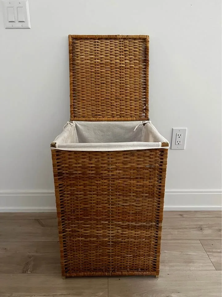 IKEA - BRANÄS rattan laundry basket with lining 80L image indicator(2)