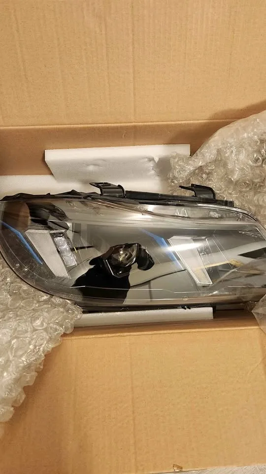 BMW E90 Snake Eye Headlights