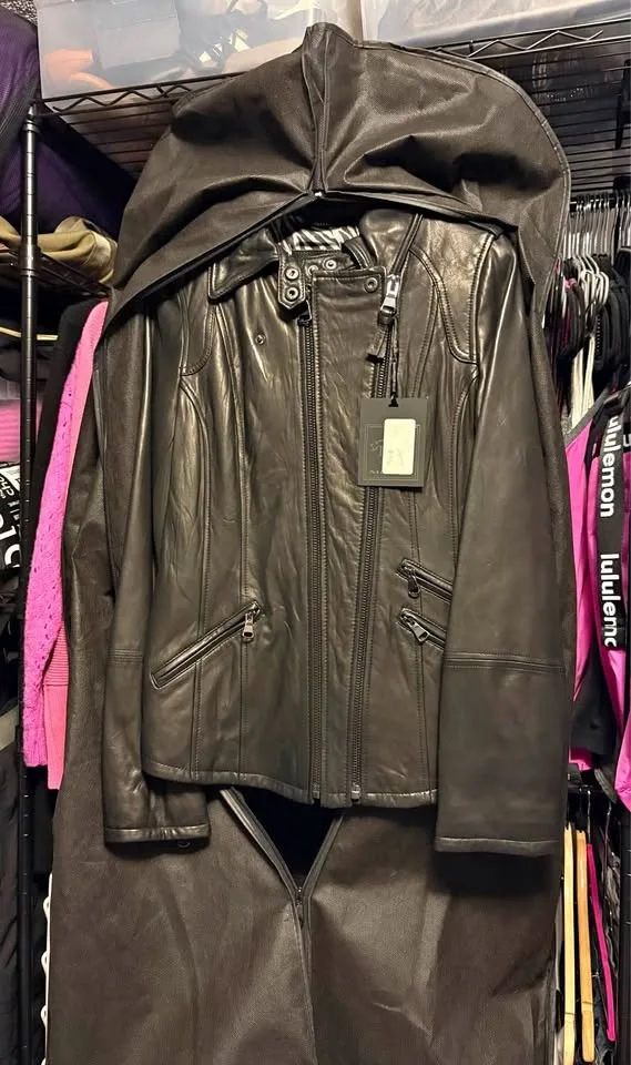 BNWT. Mackage Virginia Leather Jacket - Size Medium