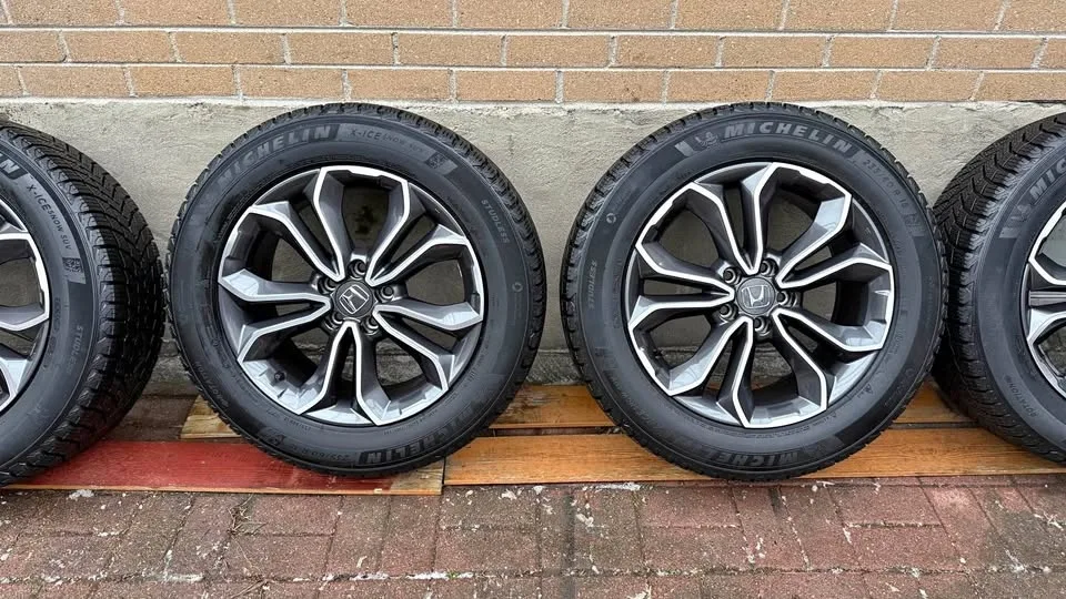 235/60R 18 OEM Honda CRV tires Michelin X ice snow SUV