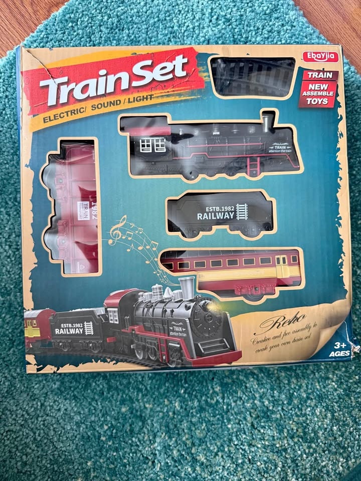 Electric sound and light train set