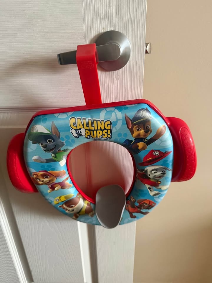 PAW Patrol "Calling All Pups" Soft Potty Seat - photo 2