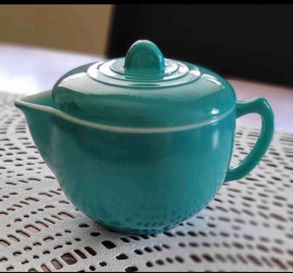 Hazel Atlas Child's Tea Set - photo 3