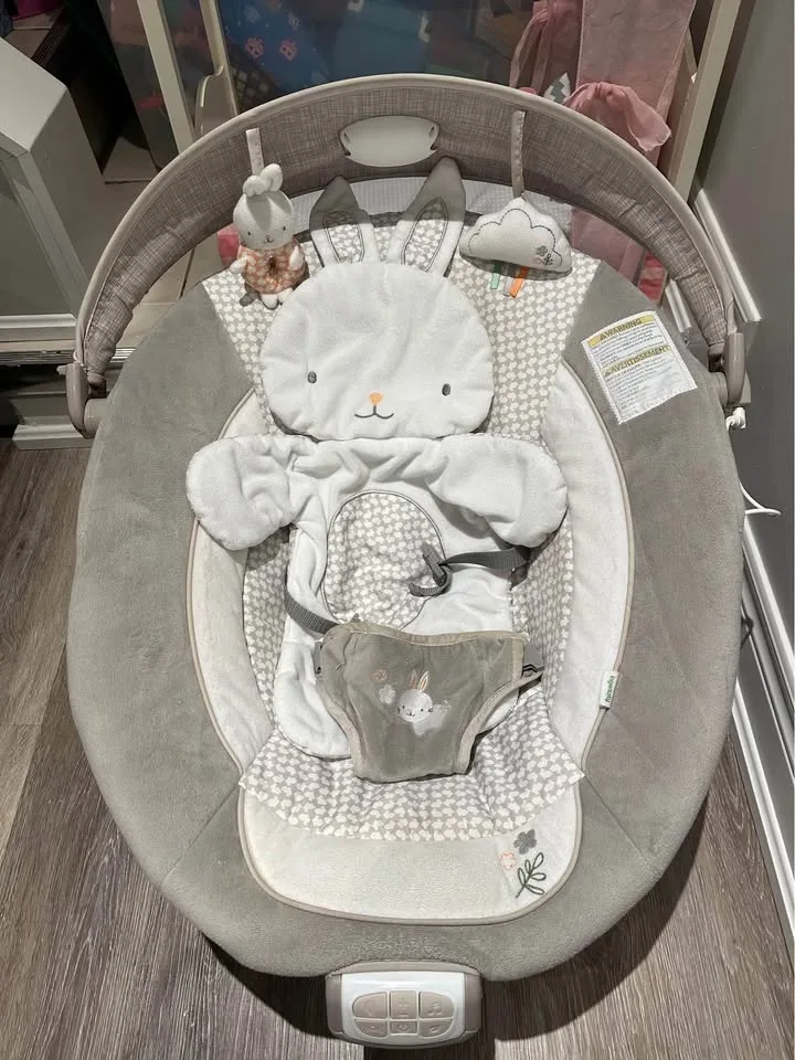 Ingenuity InLighten Baby Bouncer Seat, Light Up Toy Bar