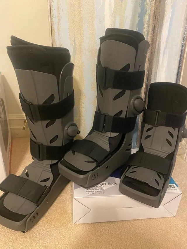 Walking Boots/ Cam/ Fracture/ Air Cast, Size S ,L and XL image indicator(2)